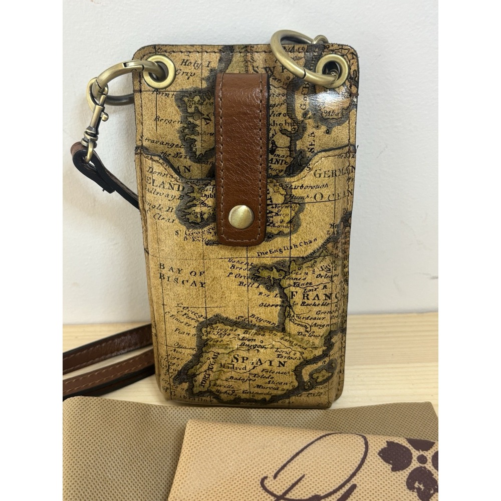 Patricia Nash Farleigh‎ Phone Wallet European Map Leather Crossbody NEW U24